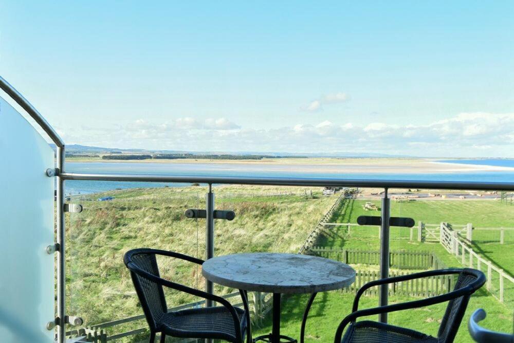 Pipistrelle Villa Bamburgh Exterior foto